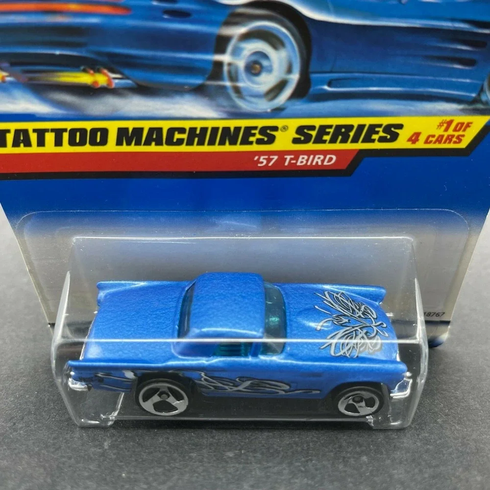 Hot Wheels 1957‎ '57 Ford T-Bird Thunderbird Car Blue Tattoo Machines 1/64 #685